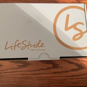 Lifestyle snake skin heels/pumps new never worn size 8